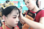 大家知道北京化妆学校哪家靠谱